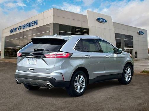 Iconic Silver Metallic 2020 Ford Edge SEL