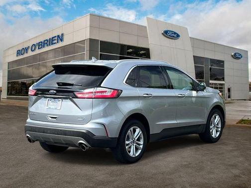 Iconic Silver Metallic 2020 Ford Edge SEL