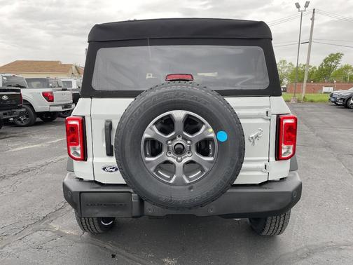 Avalanche Gray 2026 Ford Bronco Big Bend