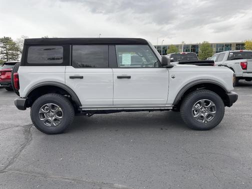 Avalanche Gray 2026 Ford Bronco Big Bend