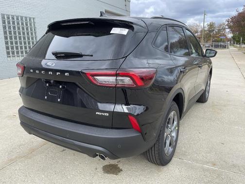 2026 Ford Escape ST-Line