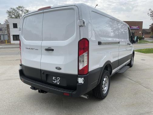 2025 Ford Transit-250