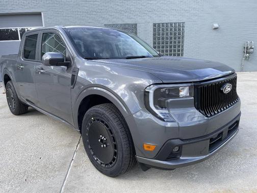 2025 Ford Maverick Lobo