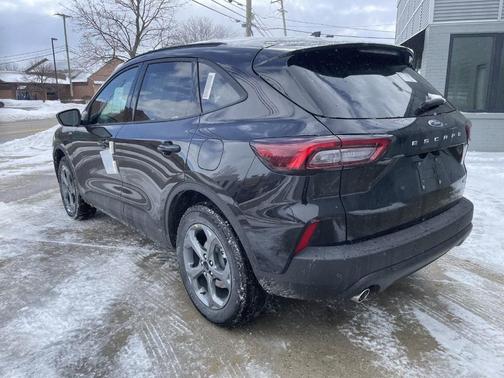 2025 Ford Escape ST-Line Select