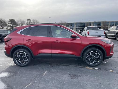 2026 Ford Escape Platinum