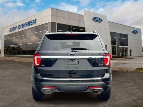 Shadow Black 2018 Ford Explorer XLT