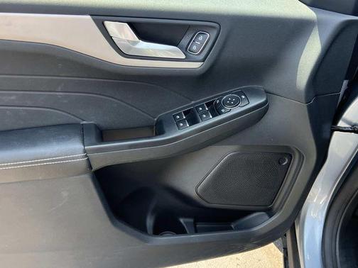 Ice Blue 2022 Ford Escape SEL