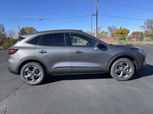 2026 Ford Escape ST-Line