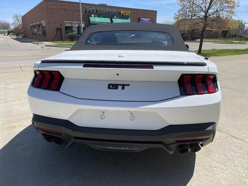 2025 Ford Mustang GT Premium