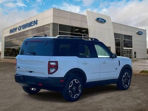 Oxford White 2023 Ford Bronco Sport Outer Banks