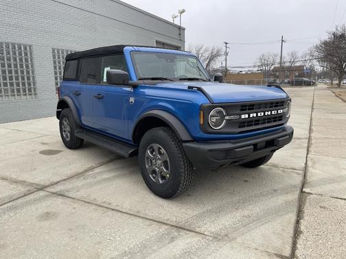 Velocity Blue Metallic 2026 Ford Bronco Big Bend