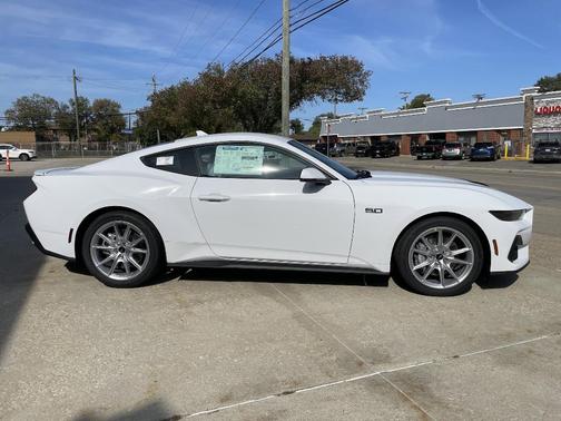 2025 Ford Mustang GT Premium