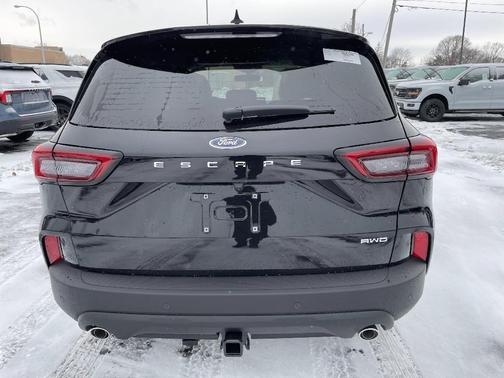 2026 Ford Escape ST-Line Select