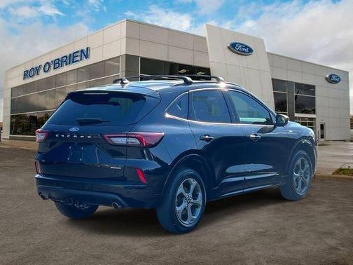 Agate Black Metallic 2024 Ford Escape ST-Line Select