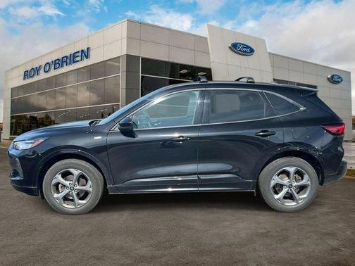 Agate Black Metallic 2024 Ford Escape ST-Line Select