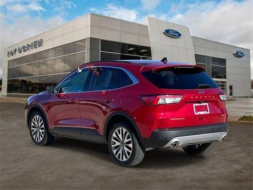 2022 Ford Escape Titanium