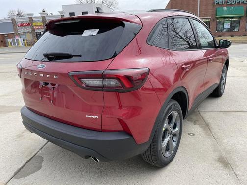 2025 Ford Escape ST-Line