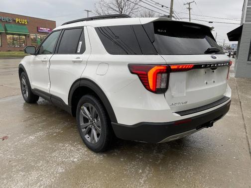 2026 Ford Explorer Active