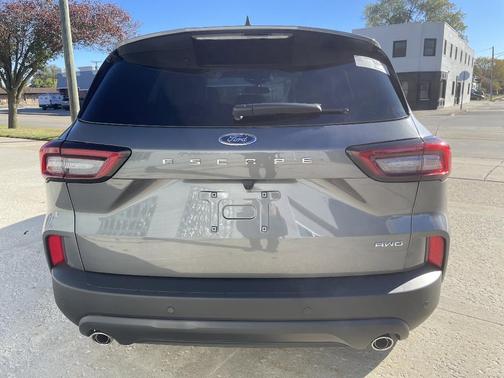 2026 Ford Escape ST-Line