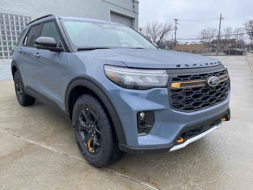 Vapor Blue Metallic 2026 Ford Explorer Tremor