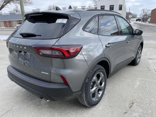 2025 Ford Escape ST-Line