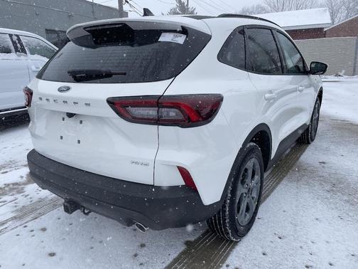 2026 Ford Escape ST-Line Select