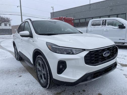 2026 Ford Escape ST-Line Select