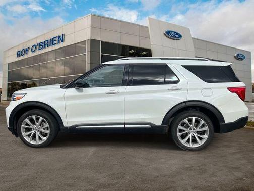Star White 2023 Ford Explorer Platinum