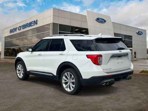 Star White 2023 Ford Explorer Platinum