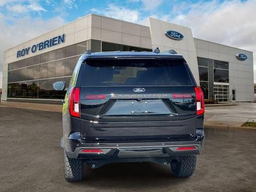 Agate Black Metallic 2025 Ford Expedition Tremor