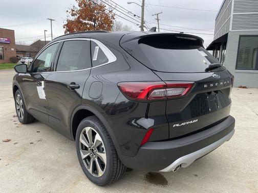 2025 Ford Escape Platinum