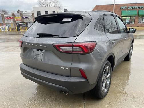 2025 Ford Escape ST-Line