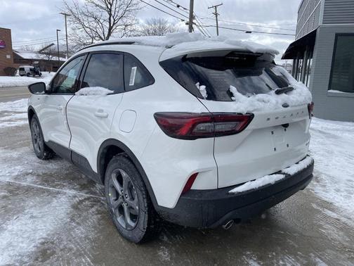 2025 Ford Escape ST-Line