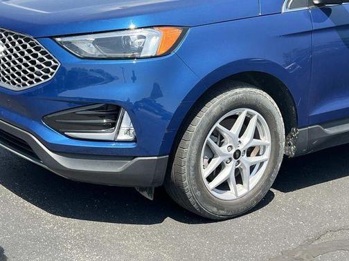 Atlas Blue Metallic 2023 Ford Edge SEL