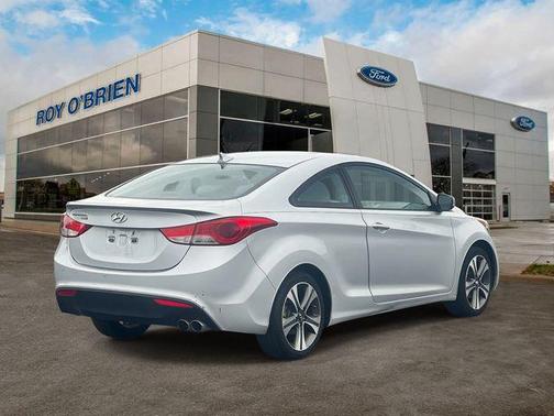 Shimmering Silver 2013 Hyundai ELANTRA SE