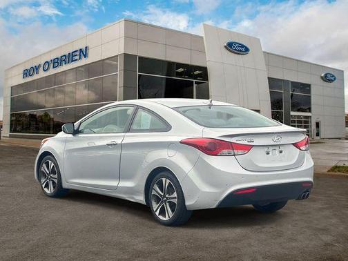 Shimmering Silver 2013 Hyundai ELANTRA SE