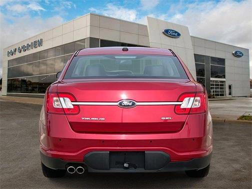 2010 Ford Taurus SEL