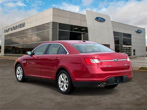 2010 Ford Taurus SEL