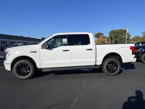 2025 Ford F-150 Lightning XLT