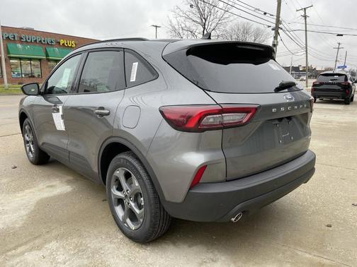 2025 Ford Escape ST-Line