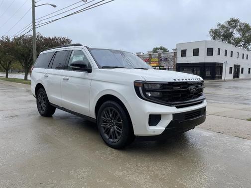 2025 Ford Expedition Platinum