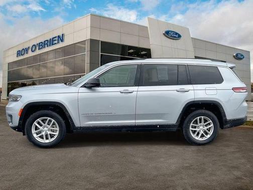 2022 Jeep Grand Cherokee L Laredo