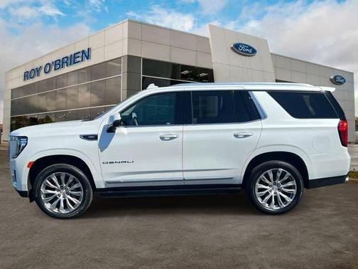 White Frost Tri-Coat 2022 GMC Yukon Denali