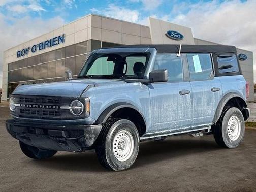 2023 Ford Bronco Base