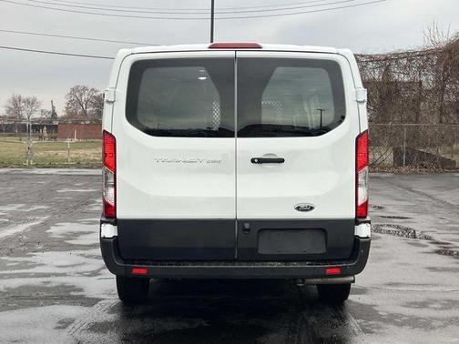 Oxford White 2024 Ford Transit-250 Base
