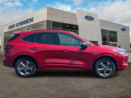 Rapid Red Metallic Tinted Clearcoat 2024 Ford Escape ST-Line