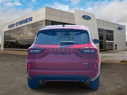Rapid Red Metallic Tinted Clearcoat 2024 Ford Escape ST-Line