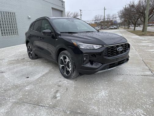 2026 Ford Escape ST-Line Select