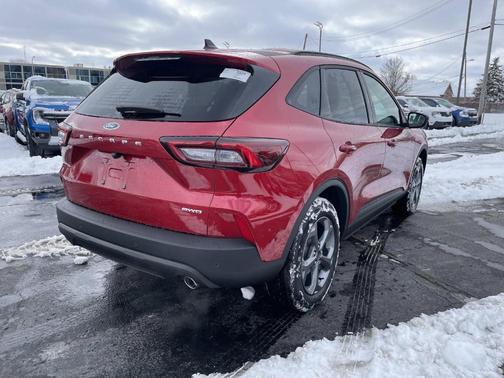 2025 Ford Escape ST-Line