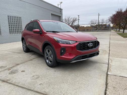 2026 Ford Escape ST-Line Select